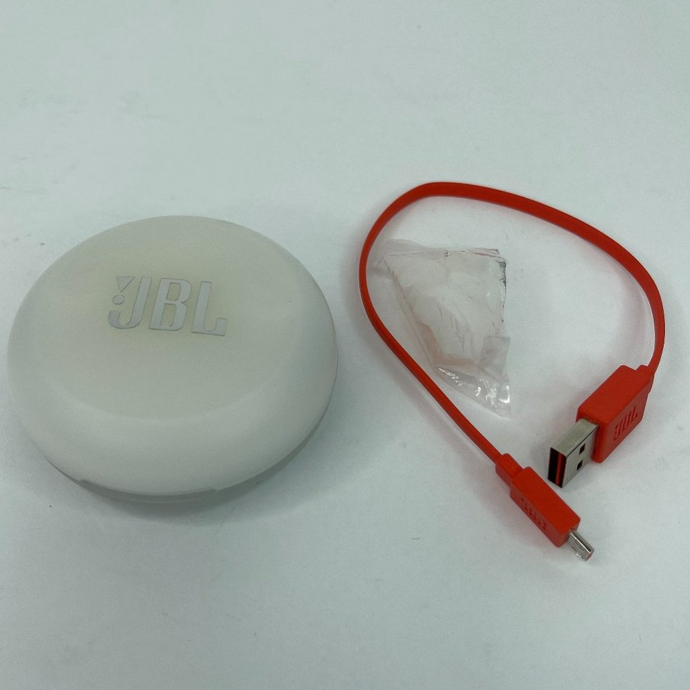 JBL Free X True Wireless in-Ear Headphones with Built-in Remote and Microphone-